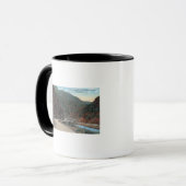 Mug Yellowstone, WY - Yellowstone Highway and Wind 2 (Devant gauche)