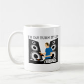 Mug Yo DJ, le tournent (Gauche)