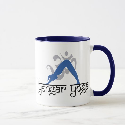 Mug Yoga orienté vers le bas d'Iyengar de chien (Droite)