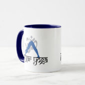Mug Yoga orienté vers le bas d'Iyengar de chien (Devant gauche)