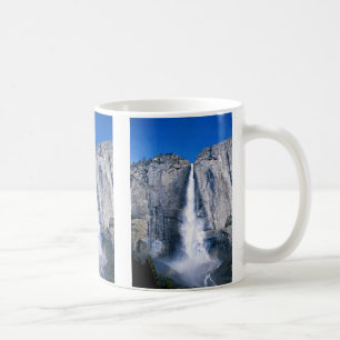 Mug Yosemite Falls supérieur, la Californie,