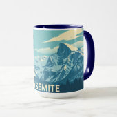 Mug Yosemite Hiver Rétro: Half Dome & Pics enneigés (Devant droit)