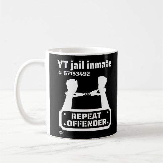 Mug "YT JAIL INMATE" drôle de détenu (Gauche)