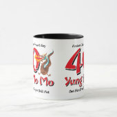 Mug Yung aucun quarantième anniversaire de MOIS (Centre)