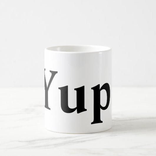 Mug Yup. (Centre)