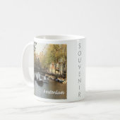 Mug zNL017 AMSTERDAM canal navigable, (Devant gauche)