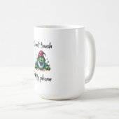 Mug Zombie Wizard – “Don’t Touch My Phone” Warning Art (Devant droit)