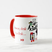 Mugs de nom de bureau de coeurs d'amour de la Sain (Devant gauche)