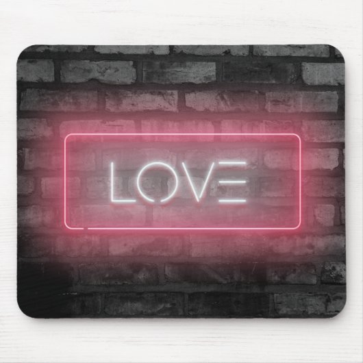 MUISMAT LOVE Pink Neon Sign. (Voorkant)