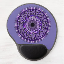muismat met een paarse mandala-ontwerp