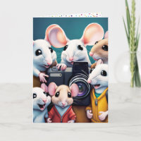 Muizen poseren met een camera voor verjaardag