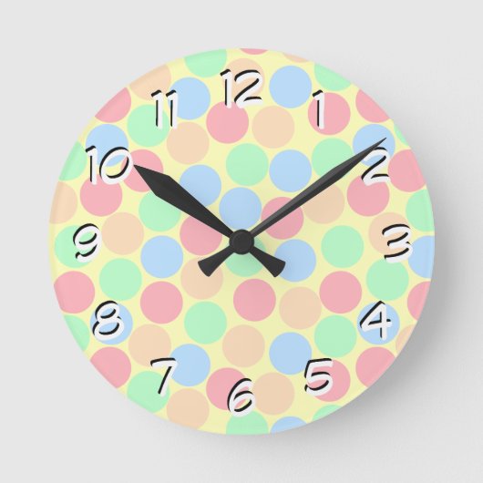 Multi-Color Pastel Dots Pattern Ronde Klok (Voorkant)