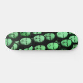 Multi-Mona in het Groen Skateboard (Horizontaal)