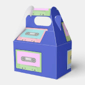 Multicolor cassettebandjes op blauw bedankdoosjes (Voorkant Zijde)