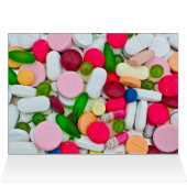 Multicolore trillende medische pillen (Binnen Horizontaal (Boven))