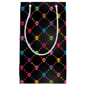 Multicolorpatroon met schedels klein cadeauzakje (Voorkant)
