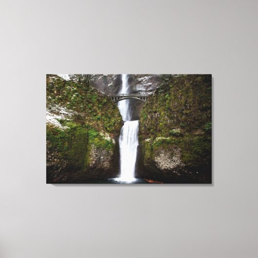 Multnomah Falls in the Columbia Gorge Canvas Afdruk (Voorkant)