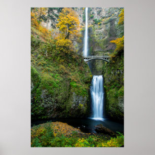 Multnomah-watervallen in de herfst in de Columbia- Poster
