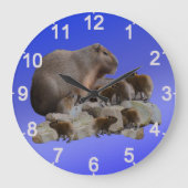 Mummy Capybara Avec Bébés, Horloge Murale (Recto)