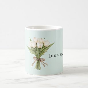 Munt witte tulp bloemen koffiemok