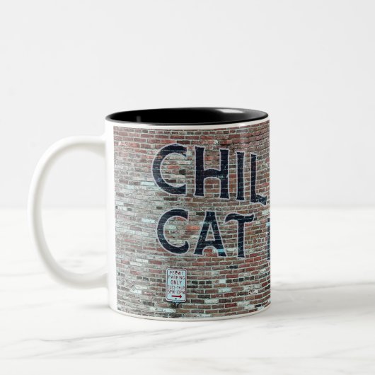 Mur de briques et chats sans enfant Dames Mug (Gauche)