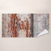 mur de briques sur la route abandonnée, abstraite (Serviette de bain)