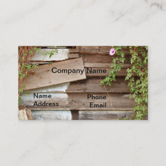 Mur en bois de Shack avec le carte de visite vert