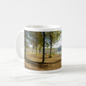 Murs de ville panoramique et Mug de café de l'égli (Devant gauche)