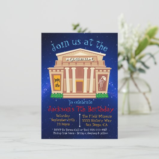 Musée Invitation de fête d'anniversaire (Debout devant)