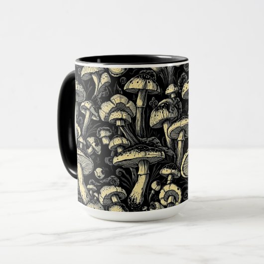 Mushroom Magic: Bold Black & White Coffee Mok (Voorkant links)