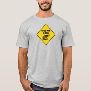 Muskie Vissen Zone Sign. T-shirt