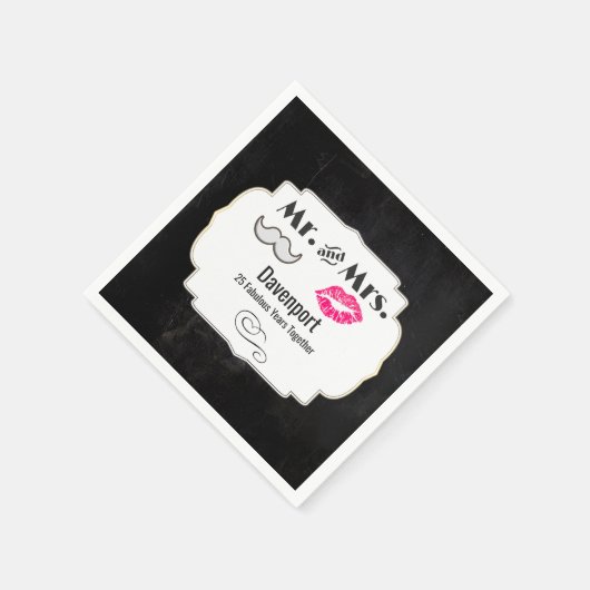 Mustache & Lips Mr. & Mrs. -Verjaardag Servetten (Hoek)