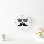 Mustache noire Verte lunettes de soleil Horloge mu (Maison)