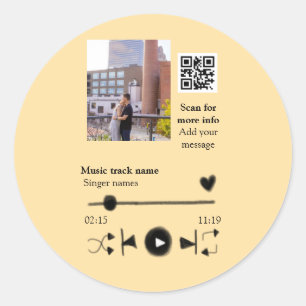 Muziekspeler gepersonaliseerde koppel liefde q r c ronde sticker