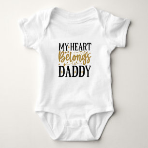My Heart Belongs To Daddy Typografie Romper