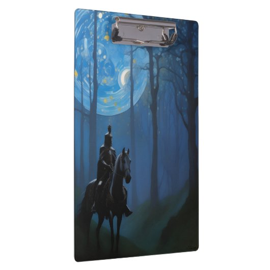 Mysterieuze Black Knight in het Moonlit Bos Klembord (Rechts)