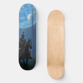 Mysterieuze Black Knight in het Moonlit Bos Skateboard (Voorkant)