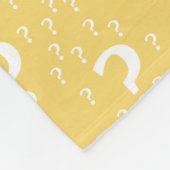 Mystery vraagteken rond puzzelgeel fleece deken (Hoek)