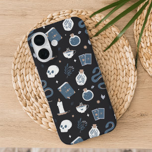 Mystic Boho Crystal Skull Snake Pattern iPhone 16 Hoesje