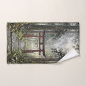 Mystical forest and torii gate that symbolizes it (Serviette à main)