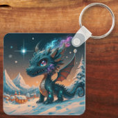 Mystiek Chibi Dragon Winterlandschap Sleutelhanger (Achterkant)