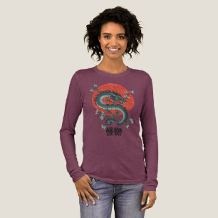 Mythisch beest stijgt op onder rode zon Tri-Blend shirt
