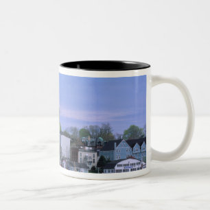N.A. Canada, Nova Scotia. Een zicht op Lunenburg, Tweekleurige Koffiemok