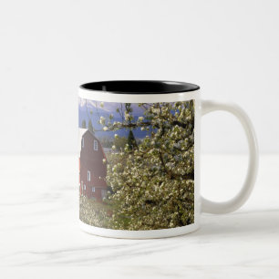 N.A., VS, Oregon, Hood River County. Rood Tweekleurige Koffiemok