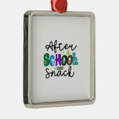 Na schooltussenkomst metalen ornament (Rechts)