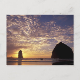 NA, USA, Oregon, Oregon Coast, Canon Beach met Briefkaart