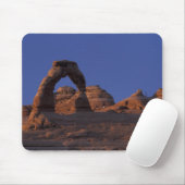 NA, VS, Utah, Arches National Park. Delicate Muismat (Met muis)