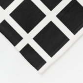 Naadloos geometrisch patroon. Zwart vierkant wit Fleece Deken (Hoek)