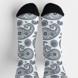 Naadloos Indisch donkerblauw paisleypatroon op wit Sokken