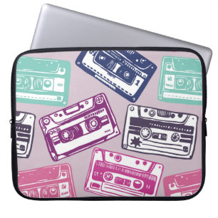 , naadloos, met de hand getekend patroon met oud g laptop sleeve